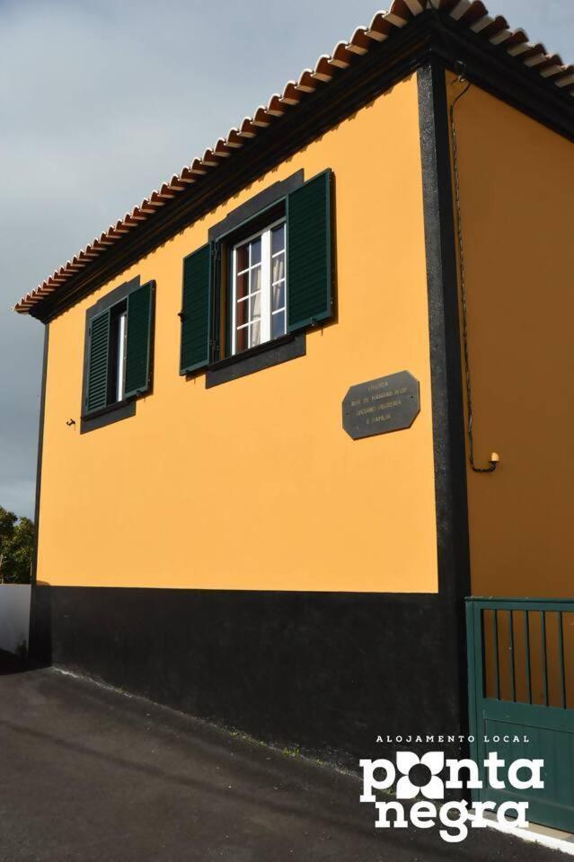 The Emigrant House By Pontanegraazores Biscoitos  エクステリア 写真